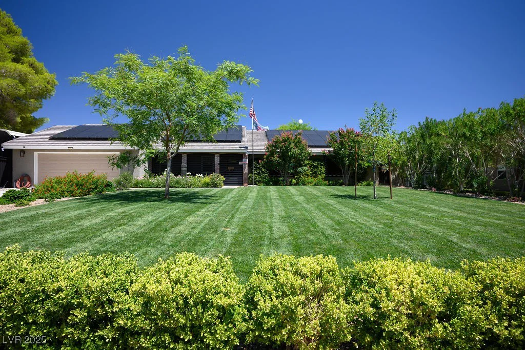 5670 Riley, Las Vegas, NV 89149