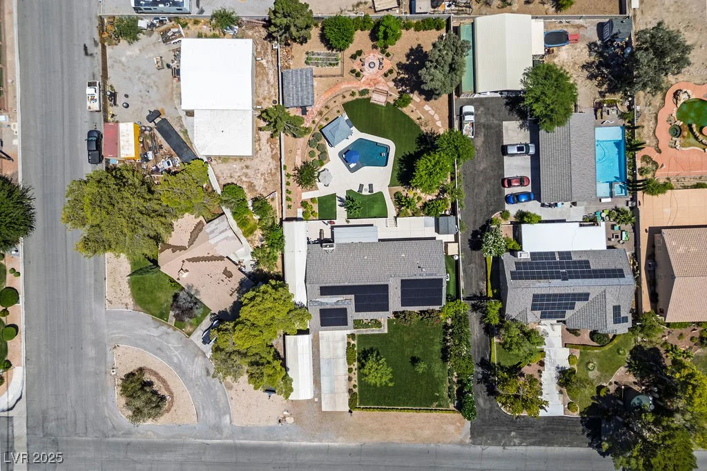 5670 Riley, Las Vegas, NV 89149