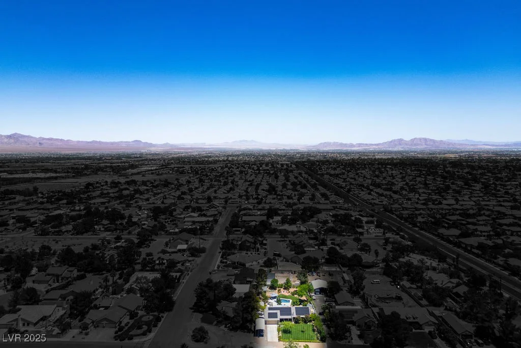 5670 Riley, Las Vegas, NV 89149