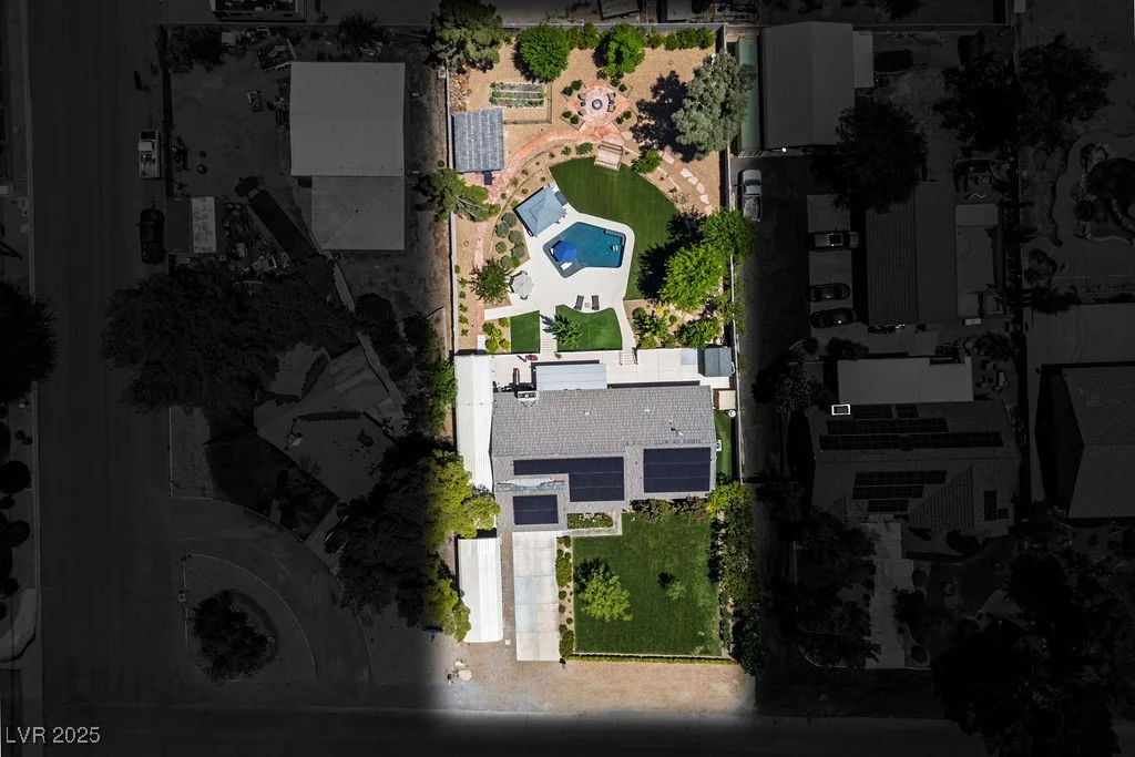 5670 Riley, Las Vegas, NV 89149