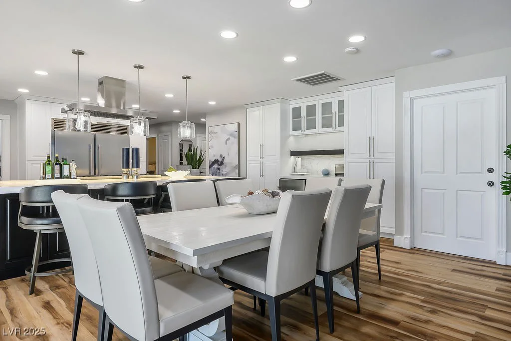 5670 Riley, Las Vegas, NV 89149