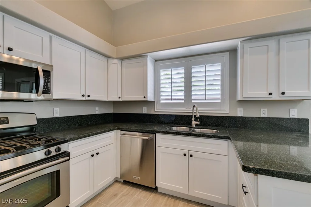 2452 Silver Blossom, Henderson, NV 89052