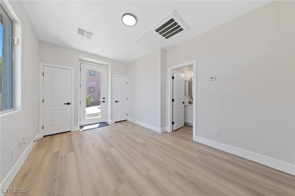 3917 Grant Hill, North Las Vegas, NV 89081