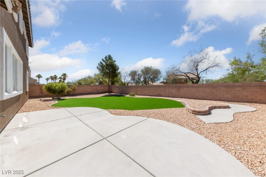 3917 Grant Hill, North Las Vegas, NV 89081