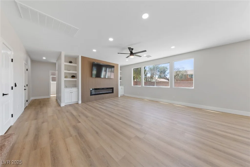 3917 Grant Hill, North Las Vegas, NV 89081
