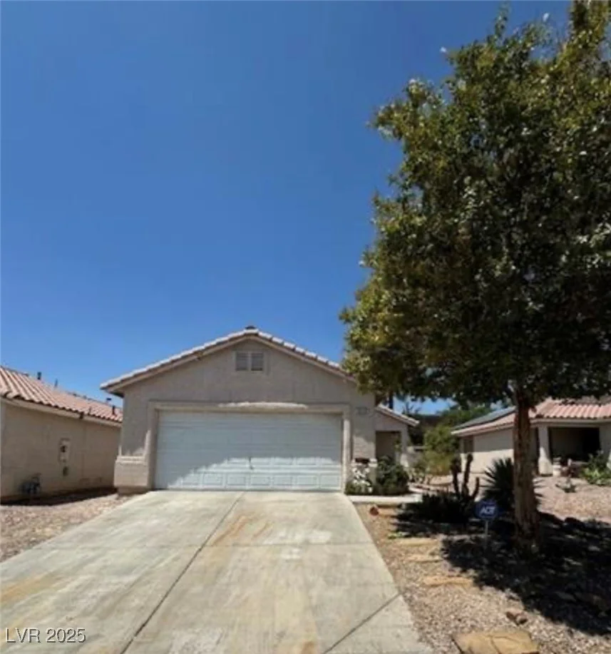 5523 Jose Leon, North Las Vegas, NV 89031