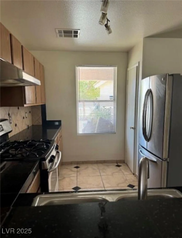 5523 Jose Leon, North Las Vegas, NV 89031