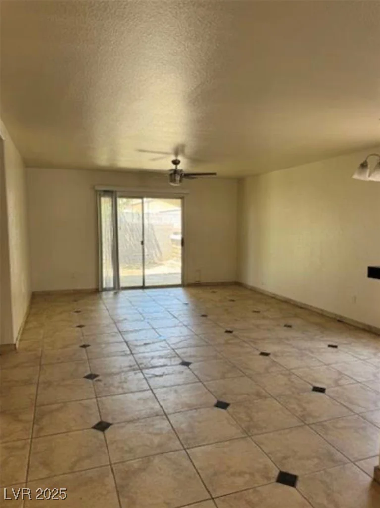 5523 Jose Leon, North Las Vegas, NV 89031