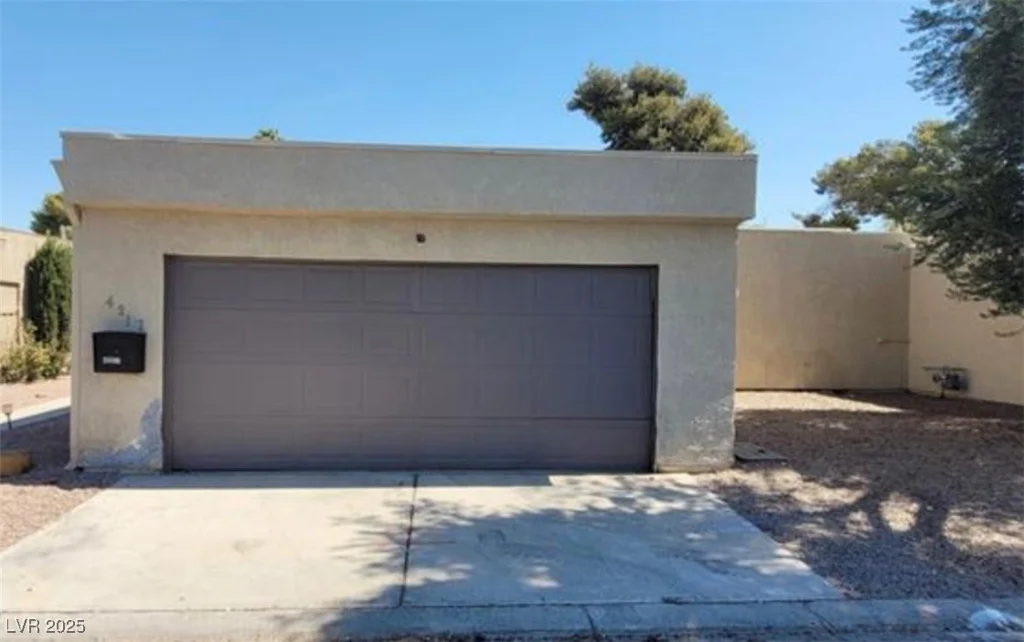 4217 Park, Las Vegas, NV 89110