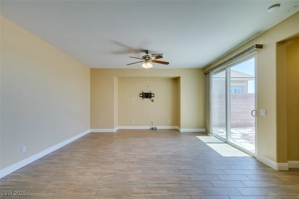 6909 Brier Creek, Las Vegas, NV 89131