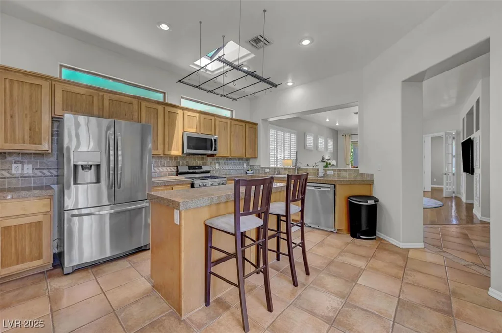 3 Kennesaw, Henderson, NV 89052