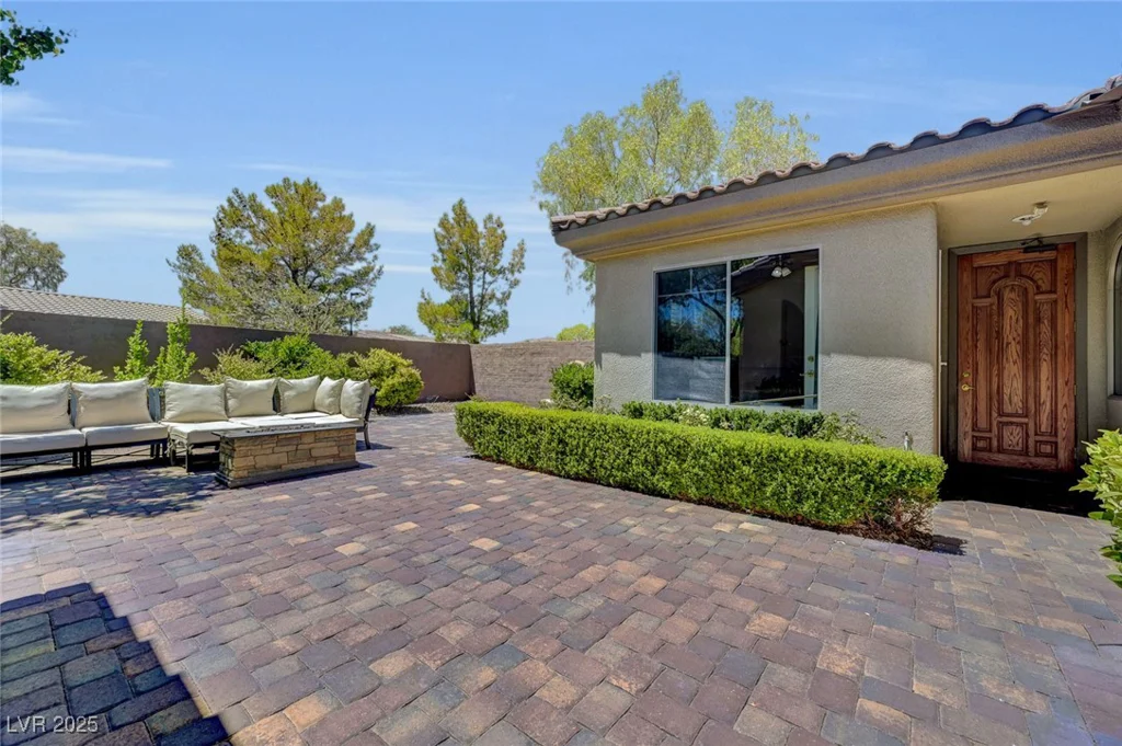 3 Kennesaw, Henderson, NV 89052