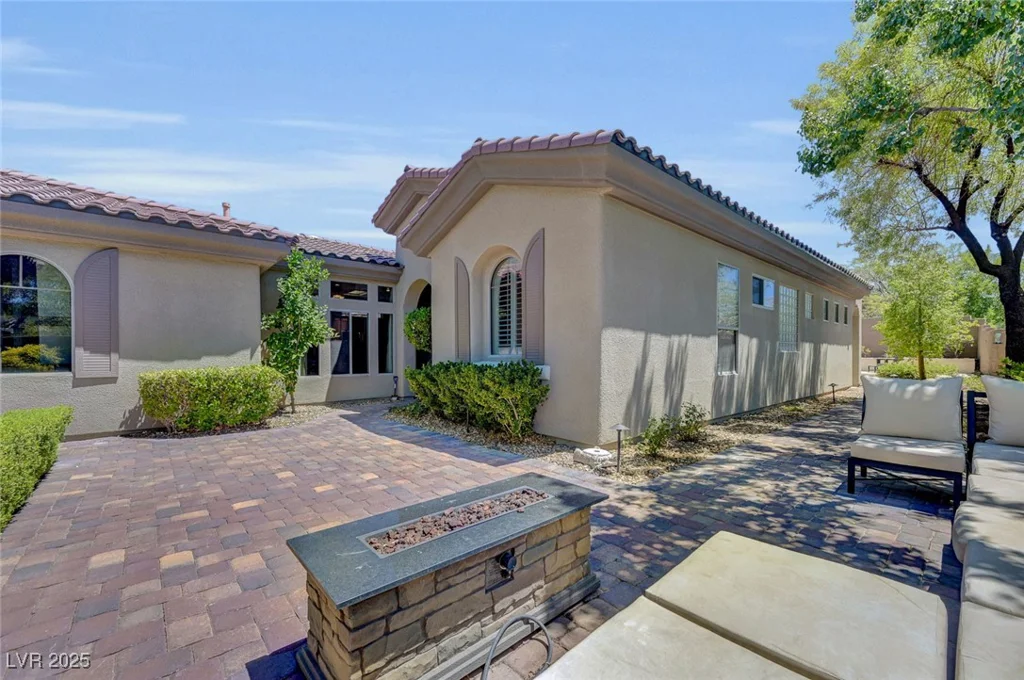 3 Kennesaw, Henderson, NV 89052
