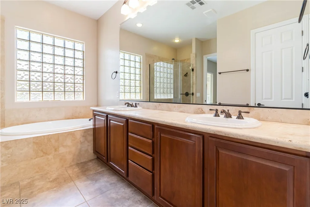 3513 Frigatebird, North Las Vegas, NV 89084