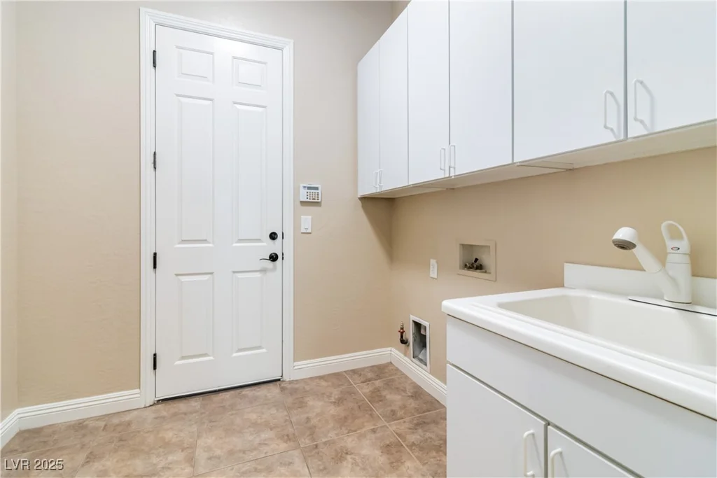 3513 Frigatebird, North Las Vegas, NV 89084