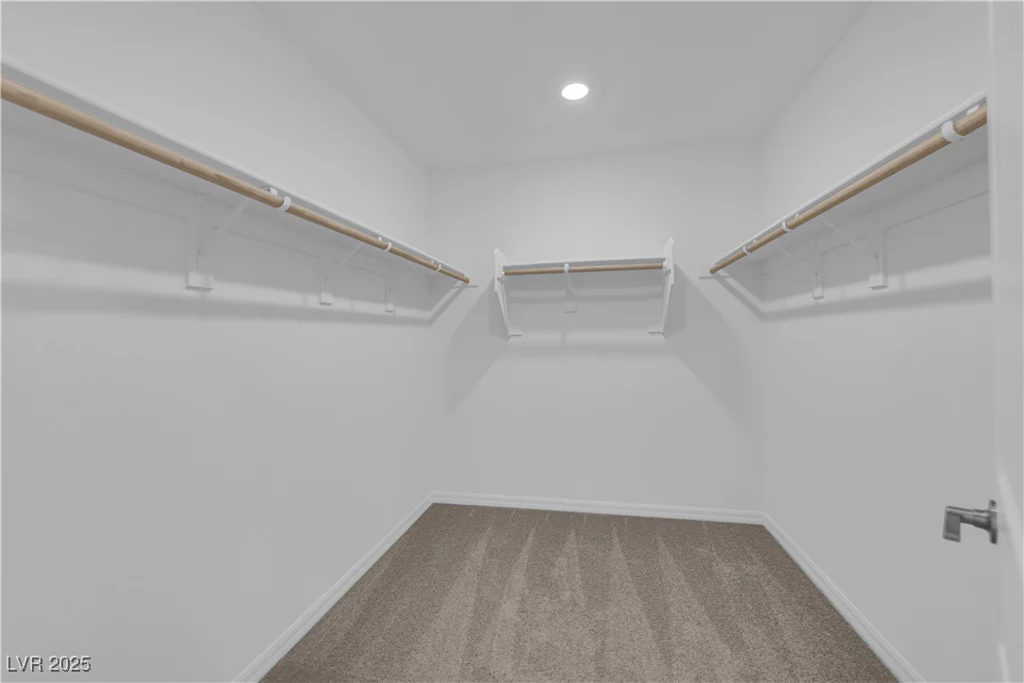 5822 Aurora Gale, Las Vegas, NV 89141
