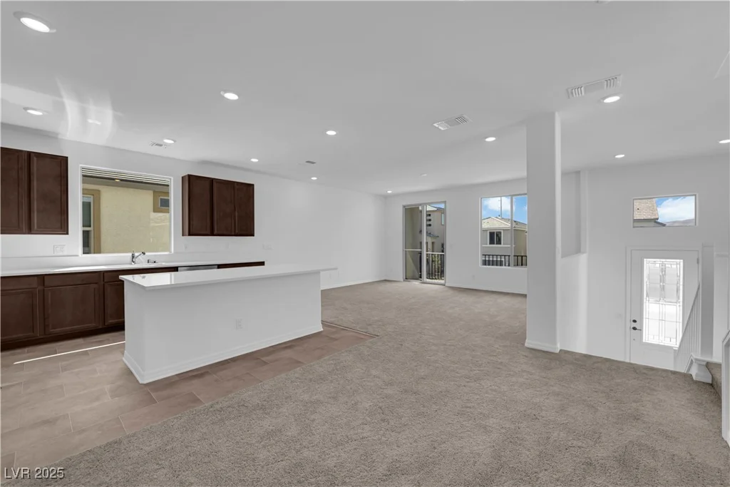 5822 Aurora Gale, Las Vegas, NV 89141