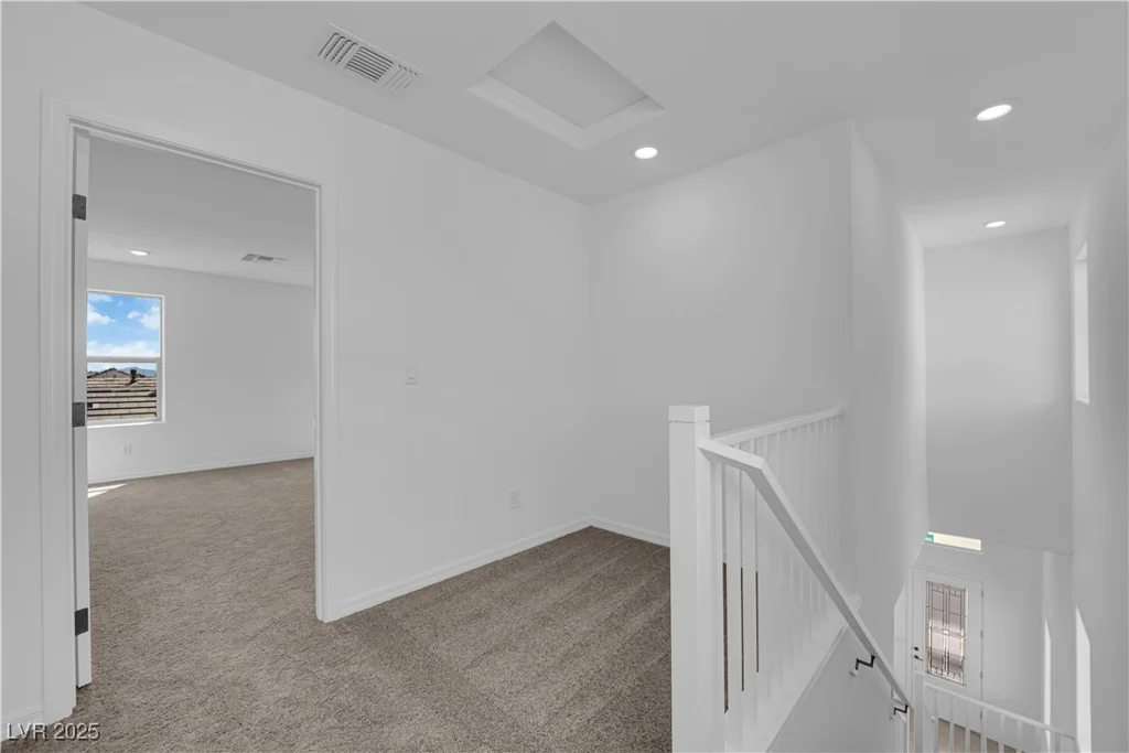 5822 Aurora Gale, Las Vegas, NV 89141