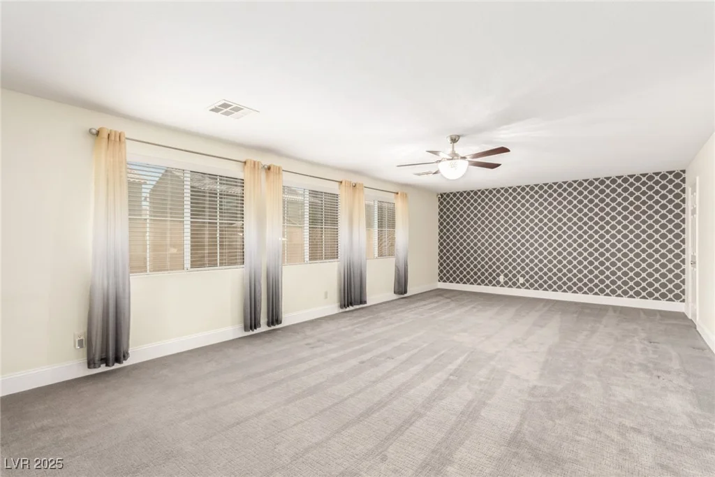 105 Staplehurst, Henderson, NV 89002