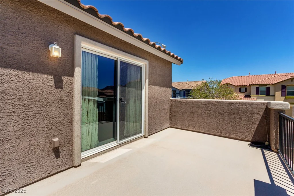 105 Staplehurst, Henderson, NV 89002