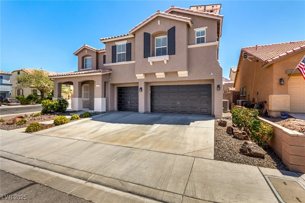 105 Staplehurst, Henderson, NV 89002