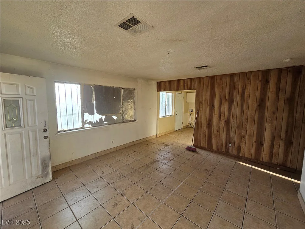125 George, Las Vegas, NV 89106