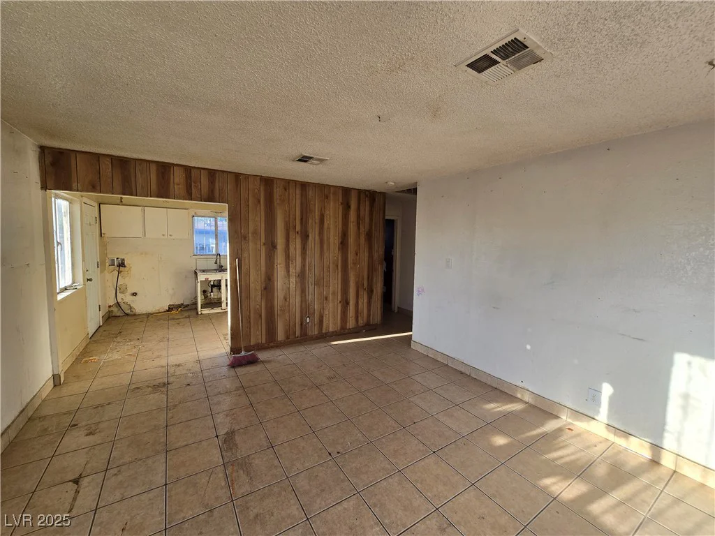 125 George, Las Vegas, NV 89106