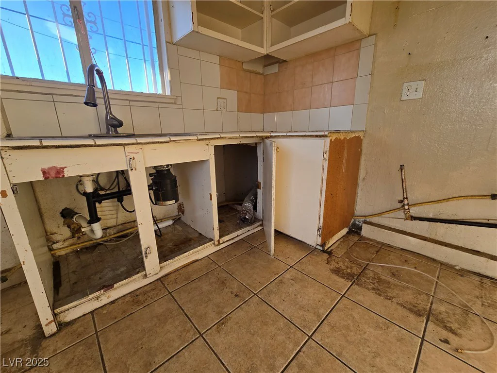 125 George, Las Vegas, NV 89106