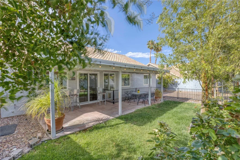 254 HELMSDALE, Henderson, NV 89014