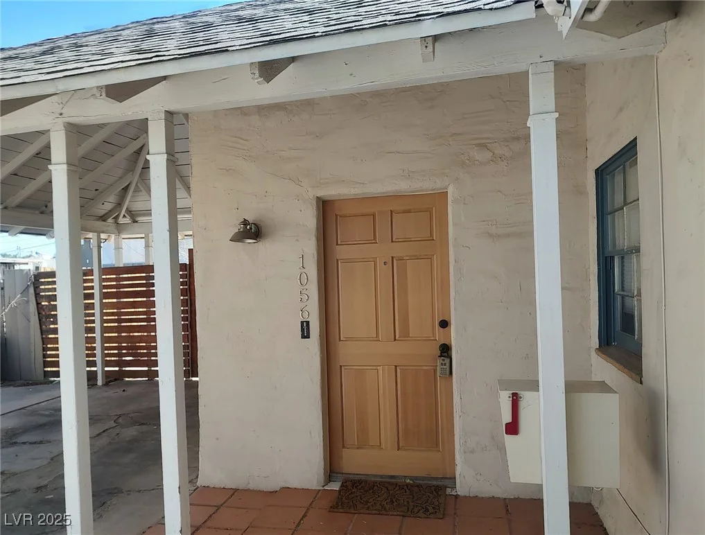 1056 Sweeney, Las Vegas, NV 89104