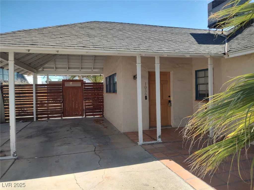1056 Sweeney, Las Vegas, NV 89104