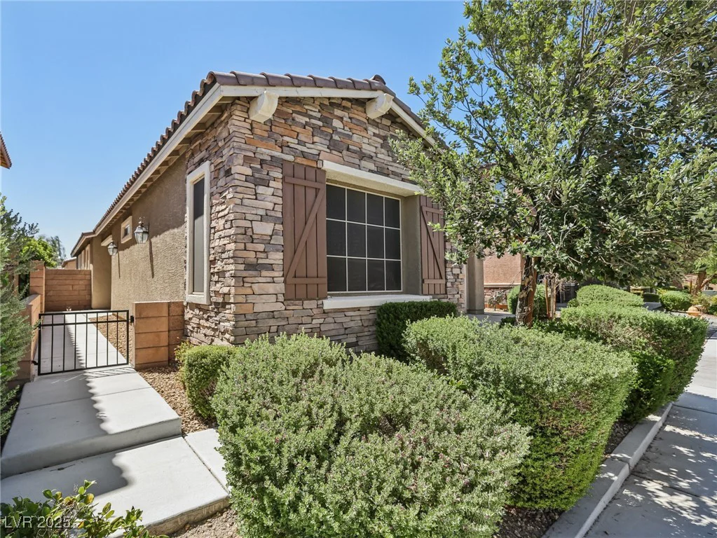 1015 Solana Crest, Henderson, NV 89052