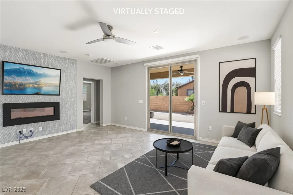 1015 Solana Crest, Henderson, NV 89052