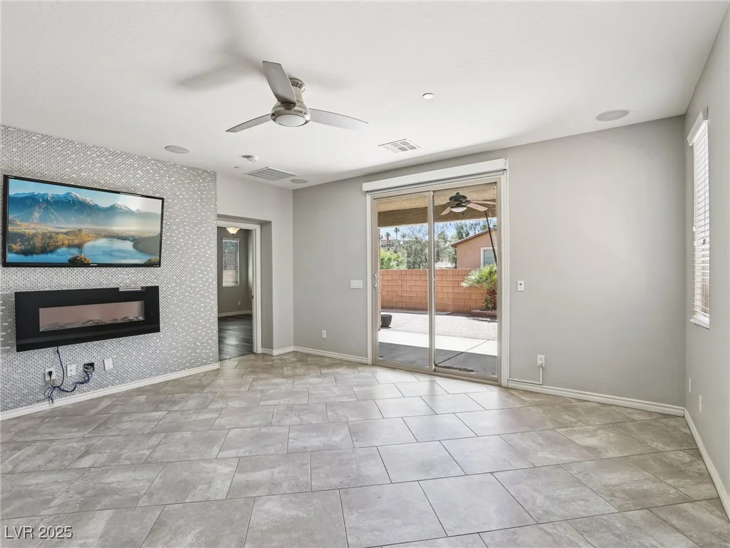 1015 Solana Crest, Henderson, NV 89052