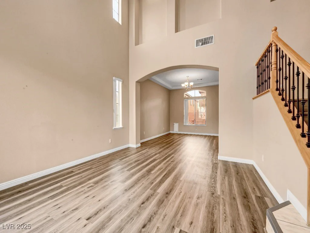 8267 Campbell Springs, Las Vegas, NV 89178