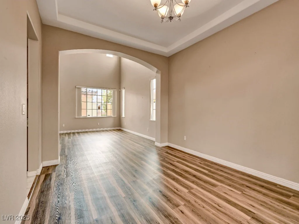 8267 Campbell Springs, Las Vegas, NV 89178