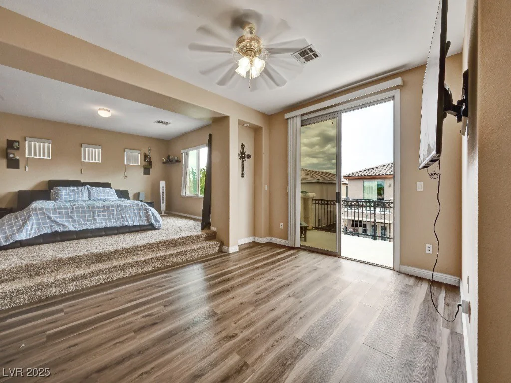 8267 Campbell Springs, Las Vegas, NV 89178