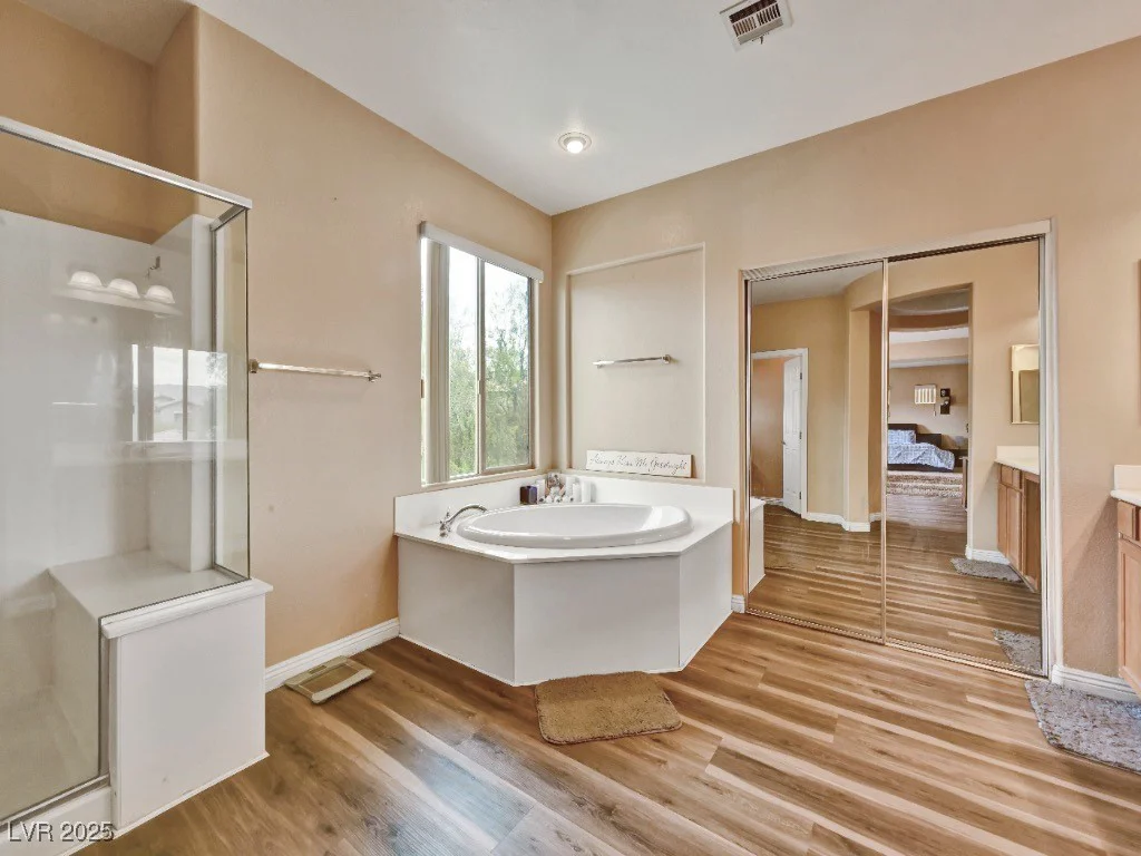 8267 Campbell Springs, Las Vegas, NV 89178