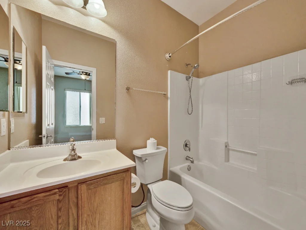 8267 Campbell Springs, Las Vegas, NV 89178