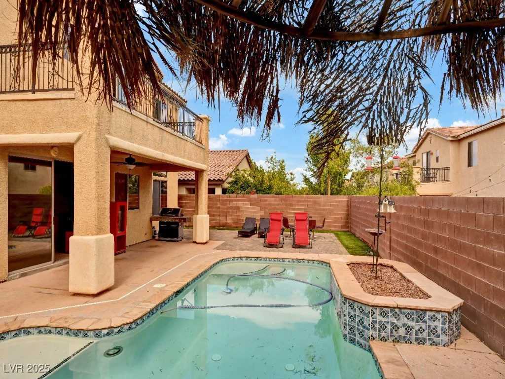 8267 Campbell Springs, Las Vegas, NV 89178