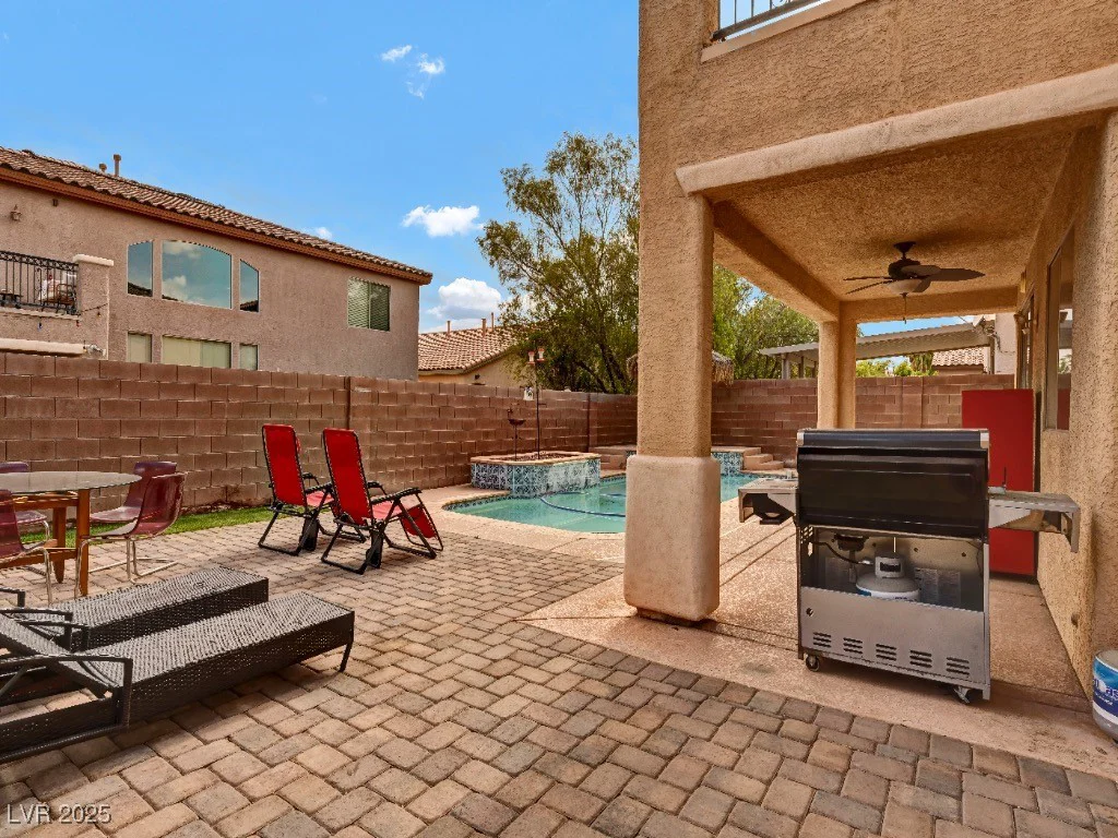 8267 Campbell Springs, Las Vegas, NV 89178