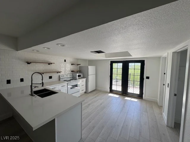 1913 Arpa, Las Vegas, NV 89108
