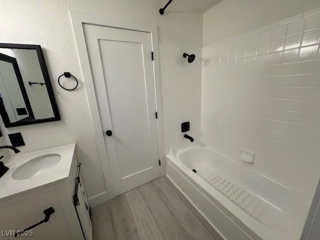 1913 Arpa, Las Vegas, NV 89108