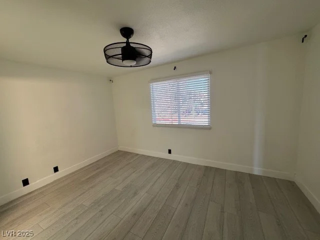 1913 Arpa, Las Vegas, NV 89108