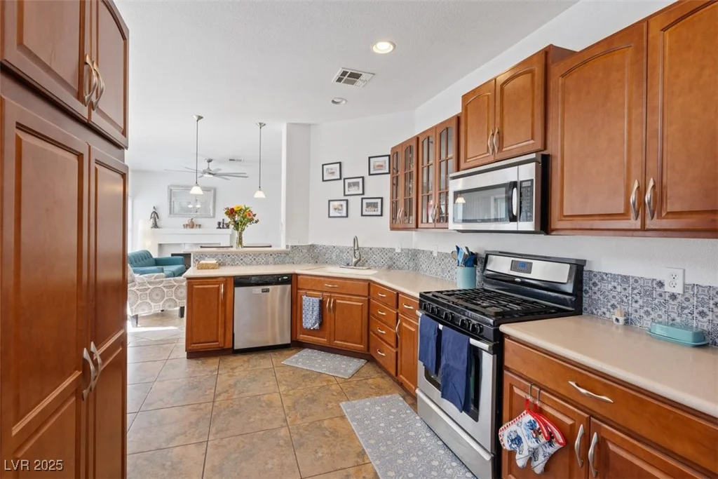 2502 Cortina, Henderson, NV 89074