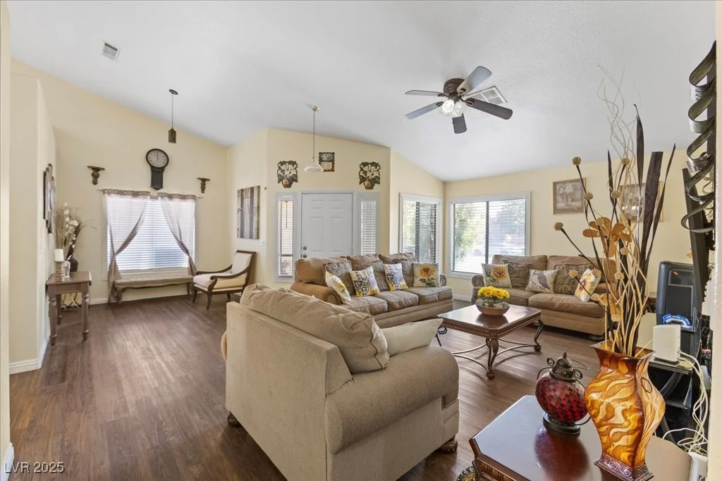 1139 Betty, Las Vegas, NV 89110