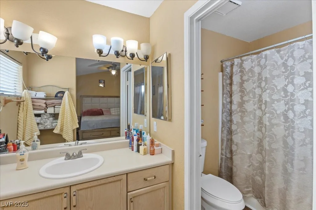 1139 Betty, Las Vegas, NV 89110