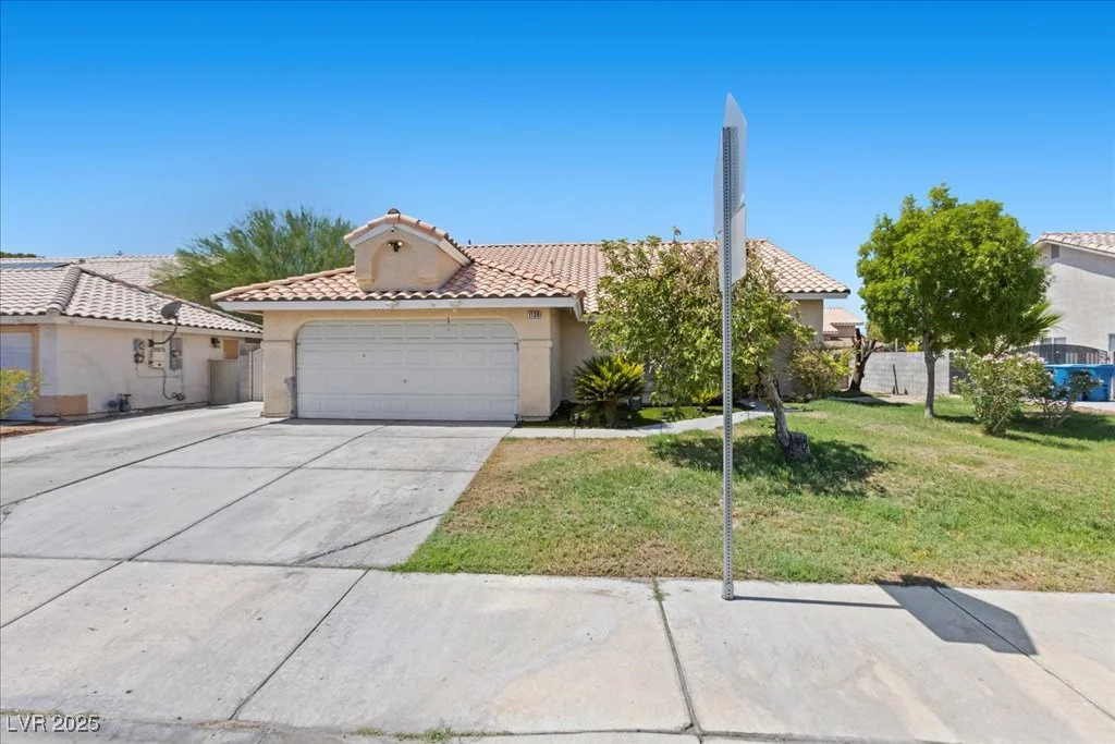 1139 Betty, Las Vegas, NV 89110