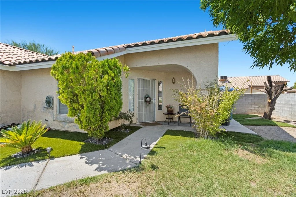 1139 Betty, Las Vegas, NV 89110