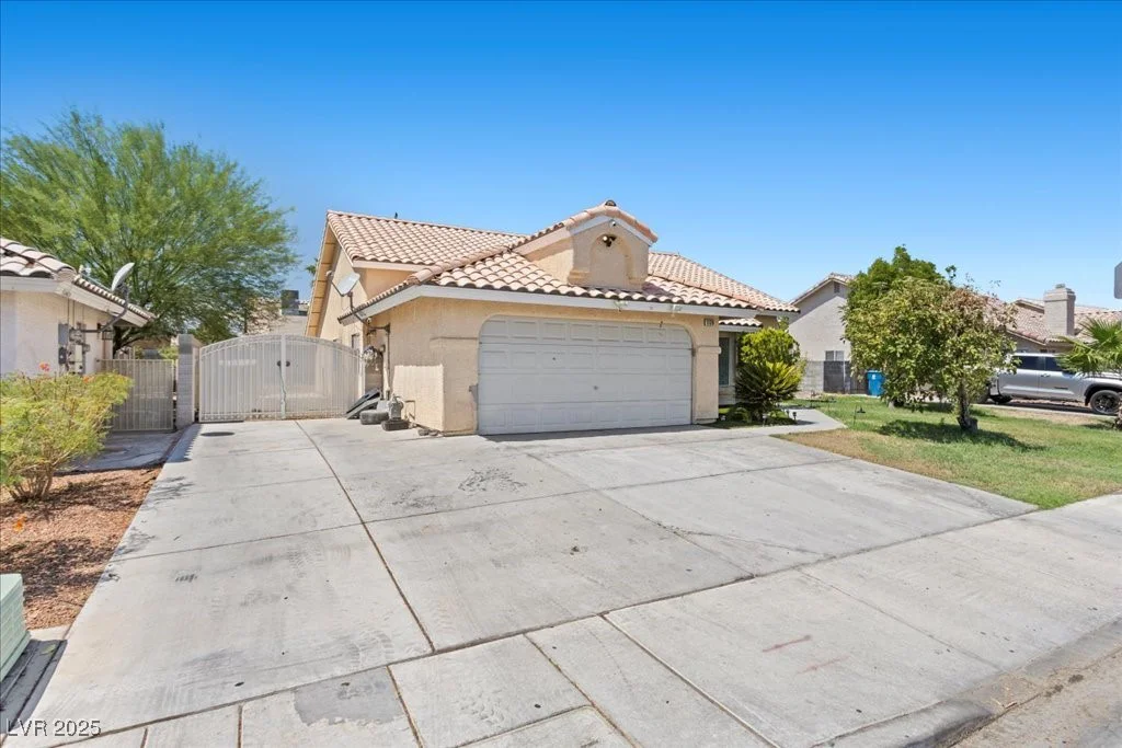 1139 Betty, Las Vegas, NV 89110